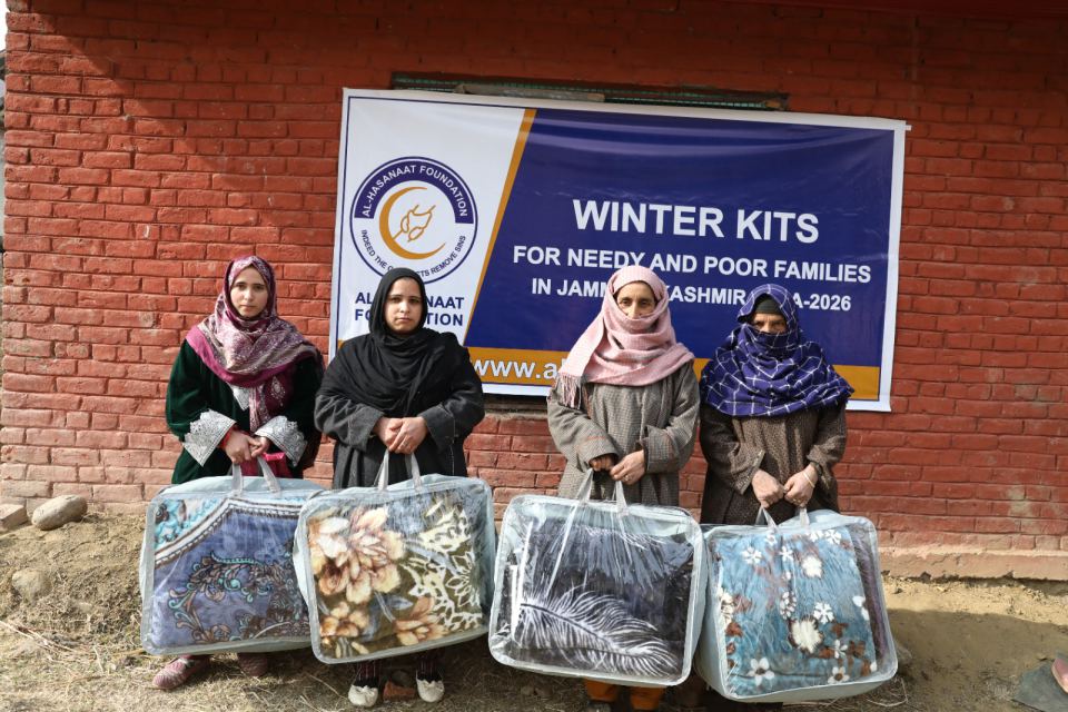 Care World and Al-Hasanaat Foundation (UK) Collaborate to Distribute Winter Kits 2026